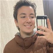 Soy una persona activa, curiosa y habil con las personas.